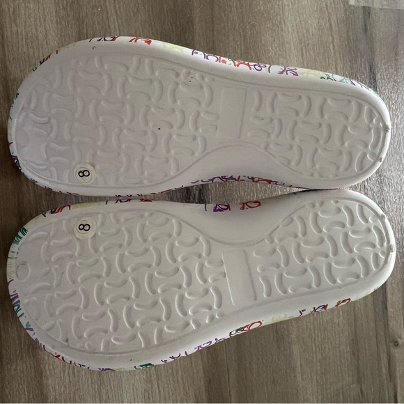 Vibrant Multicolor Women's Sandals with Paws - Picture 3 of 3